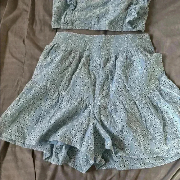 bcbgeneration blue eyelet ruffle top and skirt - Picture 6 of 7